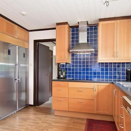 Private Room With No Windows In Shared House-5 Umea Luaran gambar