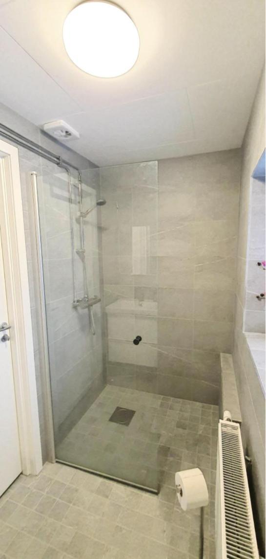 Private Room With No Windows In Shared House-5 Umea Luaran gambar