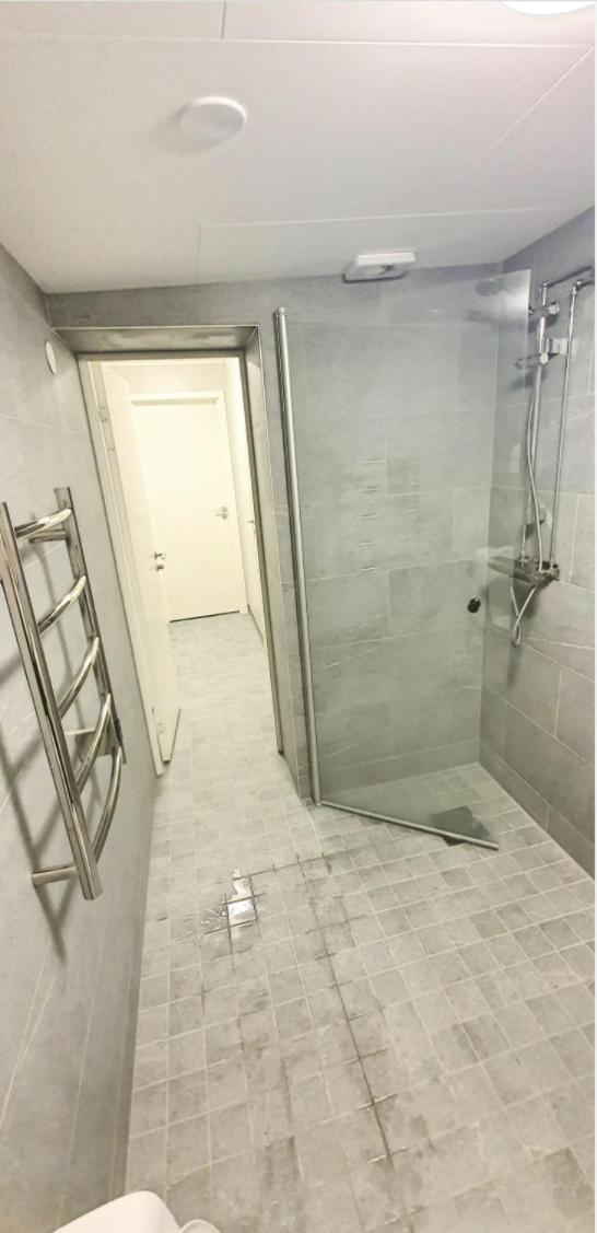 Private Room With No Windows In Shared House-5 Umea Luaran gambar